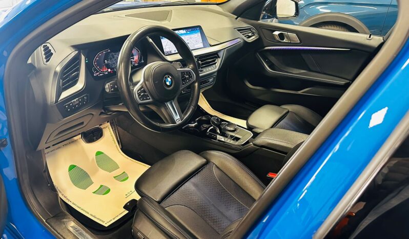 BMW 118 M SPORT 5P AUTO completo