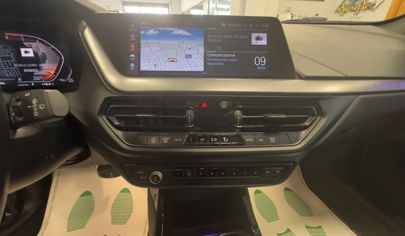 BMW 118 M SPORT 5P AUTO completo